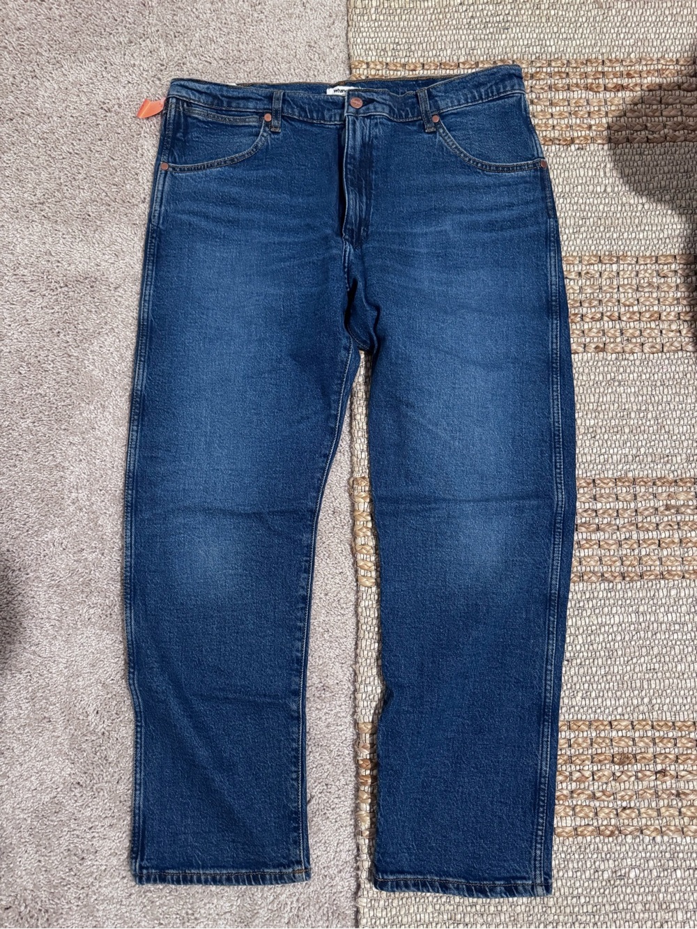 Wrangler Straight Leg Jeans in Deep Blue